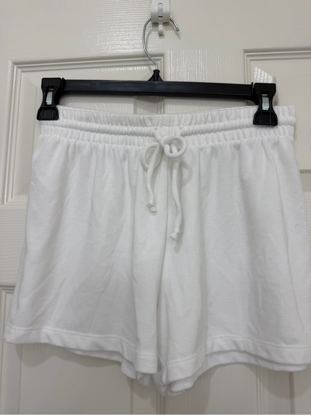 Wilfred White Athletic Drawstring Shorts